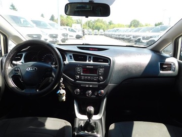 Nissan Qashqai II Crossover 1.6 dCi 130KM 2014 KIA CEE&#039;D 1.6 CRDI-128! Relingi! Salon Polska! Niski przebieg! 2014, zdjęcie 5