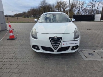 Alfa Romeo Giulietta Nuova II Hatchback 5d 2.0 JTD 16v 140KM 2012 Alfa Romeo Giulietta 2.0 Diesel 140KM, zdjęcie 1