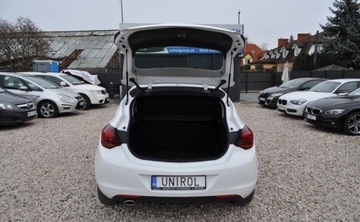 Opel Astra J Hatchback 5d 1.4 Turbo ECOTEC 140KM 2010 Opel Astra 1.4 Turbo Benzyna Xenon Tempomat Cz. parkowania INFINITI 1.4, zdjęcie 33