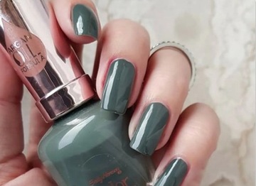 Лак Sally Hansen Color Therapy Bamboost 480