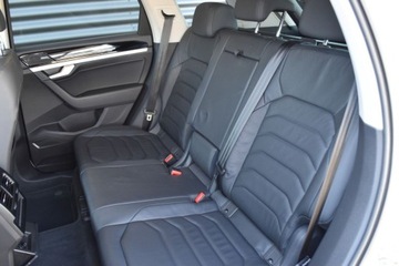Volkswagen Touareg III 2020 Volkswagen Touareg SalonPL TDI 231KM 4x4 Automat Hak Matrix Kamera Navi Sk, zdjęcie 33