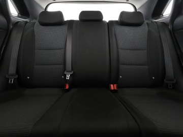 Hyundai i30 II Hatchback 5d 1.4 MPI 100KM 2015 Hyundai i30 LIFT 1.4i 6MT Benzyna Klimatyzacja, zdjęcie 17