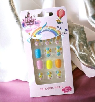 Kolorowe Różowe Szare Paznokcie samoprzylepne Tipsy LAMA Alpaka