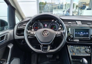 Volkswagen Touran III 2.0 TDI 150KM 2017 Volkswagen Touran Volkswagen Touran 2.0 TDI BMT Highline DSG 2.0 Diesel, zdjęcie 6