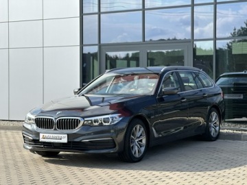 BMW Seria 5 F10-F11 Touring Facelifting 520d 190KM 2017 BMW 520 8xAlu Full LED El.klapa Skóra Asystent, zdjęcie 2