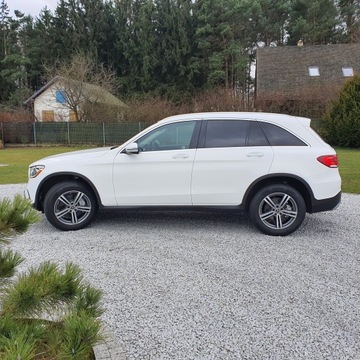 Mercedes GLC C253 2020 Mercedes GLC 2.0 benzyna 258KM 4X4 2020r Stan techniczny jak nowy!, zdjęcie 2
