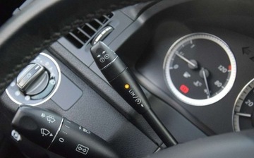 Mercedes Klasa C W204 Limuzyna 1.8 180 K 156KM 2009 Mercedes-Benz Klasa C 1.8B Kompresor Navi Oryginal Lakier 2 Kpl Kol Sprowa, zdjęcie 29