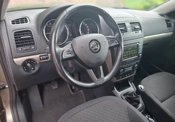 Skoda Yeti Minivan Facelifting 2.0 TDI 110KM 2014 Skoda Yeti Super stan techniczny 2.0 Diesel 110KM, zdjęcie 6