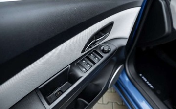 Chevrolet Cruze Sedan 1.8 16V DOHC 141KM 2012 Chevrolet Cruze 1.8b 141Ps Klimatyzacja Navi Szyberdach Parktronik niski P, zdjęcie 19