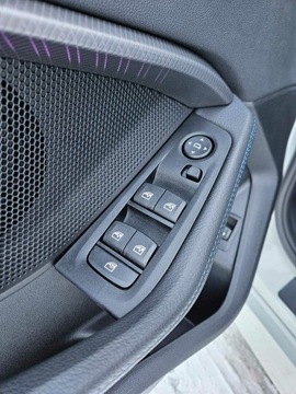 BMW Seria 1 F70 2024 BMW 118 BMW 118i Przebieg: 7600km!! 2024Salon Pols, zdjęcie 8