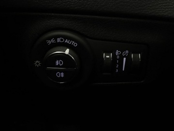 Jeep Compass II SUV 1.3 TMair 130KM 2020 Jeep Compass PDC klima-auto. tempomat Bluetooth, zdjęcie 30