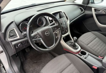 Opel Astra J GTC 1.7 CDTI ECOTEC 130KM 2013 Opel Astra Opel Astra 1.7 CDTI DPF Active 1.7 Diesel 130KM, zdjęcie 7