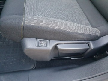 Citroen C3 III Hatchback 1.2 PureTech 82KM 2017 Citroen C3 1.2 Benzyna 82KM 75tys.km 2017r Raty, zdjęcie 30