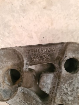 Wieszak tłumika Mitsubishi OE MN130295