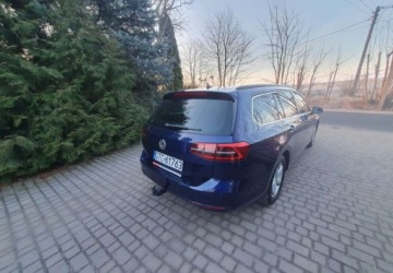 Volkswagen Passat B8 Variant 2.0 TDI BlueMotion SCR 150KM 2018 Volkswagen Passat Volkswagen Passat 2.0 TDI (BlueMotion Technology) DSG Co, zdjęcie 5
