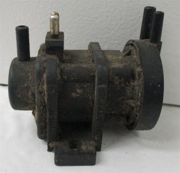 ZAWÓR PODCIŚNIENIA MERCEDES W210 W202 0005450327