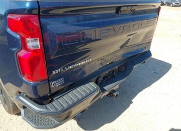 Chevrolet Silverado II 2023 Chevrolet Silverado 2023, 5.3L, 4x4, SHORT BED RST, od ubezpieczalni, zdjęcie 8