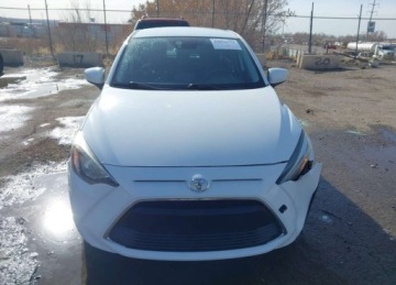 Toyota Yaris III 2018 Toyota Yaris IA, od ubezpieczalni 1.5 Benzyna 106KM, zdjęcie 2