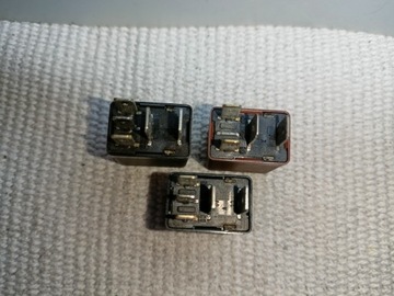 Реле Renault Laguna II Megane II Scenic II Clio 7700414484 8200263345
