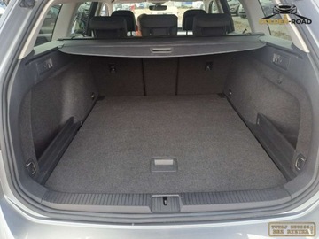 Volkswagen Passat B8 Variant Facelifting 2.0 TDI SCR 150KM 2021 Volkswagen Passat 2,0 TDI 150KM DSG kamera alu navi lift VAT 23 oplacony, zdjęcie 26