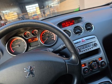 Peugeot 308 I 2011 PEUGEOT 308 SW II 1.6 VTi 119 KM ze Szwajcarii, zdjęcie 8