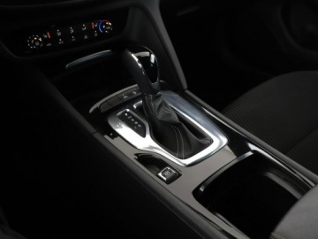 Opel Insignia II Sports Tourer 1.5 Turbo 165KM 2017 Opel Insignia Automat półskóra navi klima auto, zdjęcie 26