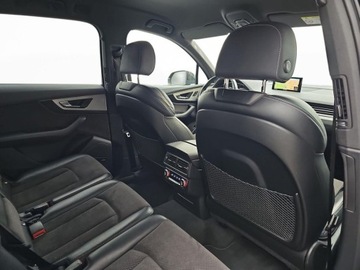 Audi Q7 II SQ7 4.0 TDI 435KM 2017 Audi SQ7 pneumatyka, hak, 7 osobowa, naglosnienie BOSE, elektryczne fotele, zdjęcie 31