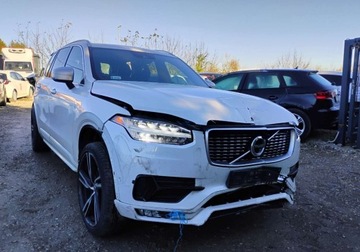 Volvo XC90 II SUV 2.0 T6 320KM 2017 Volvo XC 90 2017r, 2.0 Benzyna 4x4. AUT. 7osob. Uszkodzony przod i tyl. Je, zdjęcie 1