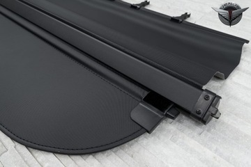 MITSUBISHI PAJERO 2016-19 ROLETA KUFRU ČERNÁ