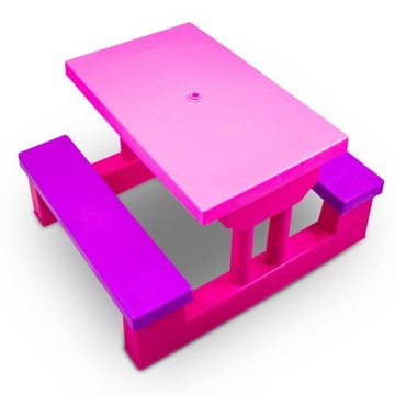 Набор садовой мебели с зонтиком для детей.