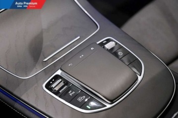 Mercedes Klasa E W213 Limuzyna Facelifting 2.0 E220d 194KM 2022 Mercedes-Benz Klasa E 220dFV23Reflektory LED StatyczneOswietlenie Ambiente, zdjęcie 5