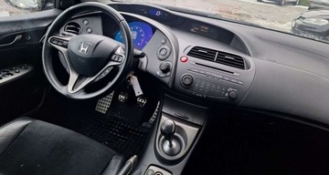 Honda Civic VIII Hatchback 3d 1.8 i-VTEC 140KM 2011 Honda Civic 1.8 benzyna 140KM cz.park. alufelgi klima autom. multifunkcja, zdjęcie 9