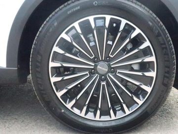 Omoda 9 1.5 T-GDI 537KM 2025 OMODA Omoda 9 1.5 Super Hybrid Exclusive AWD Suv 537KM 2025, zdjęcie 11