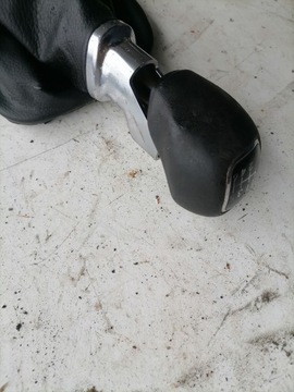 Кожаные пыльники ручки Hyundai i30 I 07-12 года 6 передач