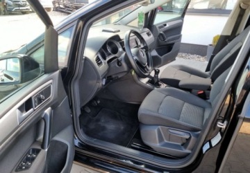 Volkswagen Golf Sportsvan Sportsvan 1.6 TDI BlueMotion 110KM 2015 Volkswagen Golf Sportsvan 1,6 TDI 110KM Navi Hak 1.6 Diesel 110KM, zdjęcie 4