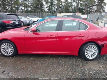 Alfa Romeo Giulia II Sedan Facelifting 2.0 Turbo 280KM 2021 Alfa Romeo Giulia 2021r., 4x4, 2.0L, zdjęcie 5