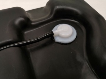 JEEP 2005-2010 3.0 CRD ТОПЛИВНЫЙ БАК 68033748AA