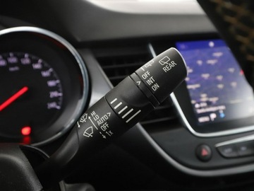 Opel 2017 Opel Crossland X 1.2T INNOVATION Klimatyzacja, zdjęcie 34