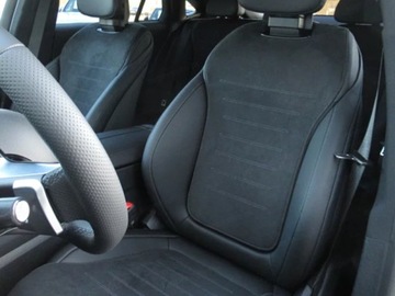 Mercedes GLC C254/X254 Coupe 2.0 220d 197KM 2026 GLC Coupe 220 d 4-Matic AMG Line 2.0 (197KM) 2026, zdjęcie 4