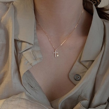 New Creativity Light Luxury Zircon Cross Pendant