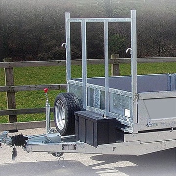 КРЕПЛЕНИЕ ЗАПАСНОГО КОЛЕСА ПРИЦЕПА