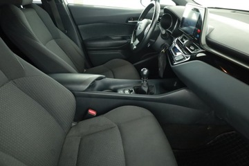 Toyota C-HR I Crossover 1.2L Turbo 116KM 2018 Toyota C-HR 1.2 Turbo, Salon Polska, Serwis ASO, zdjęcie 6