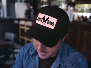 Бейсболка ARIANA GRANDE с нашивкой