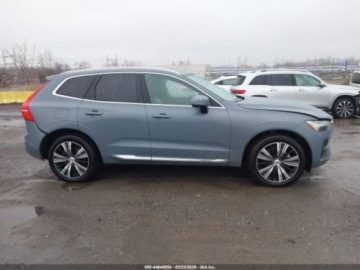 Volvo XC60 II 2023 Volvo XC 60 B5 PLUS BRIGHT THEME, 2023, 4x4, 247KM z ubezpieczalni. 2.0, zdjęcie 4