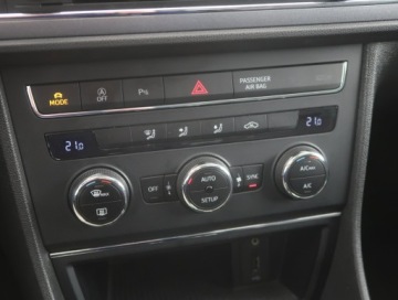 Seat Leon III ST 1.4 TSI ACT 150KM 2015 Seat Leon 1.4 TSI, Salon Polska, Serwis ASO, zdjęcie 11