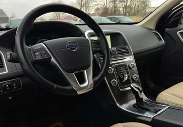 Volvo XC60 I SUV Facelifting 2.0 D4 DRIVE-E 190KM 2016 Volvo XC 60 2.0 D 190KM automatskoraNAVIbezwypadkowy GWARANCJA 2.0, zdjęcie 19