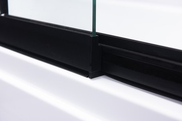 ШТОРКА ДЛЯ ВАННЫ PR07 ЧЕРНАЯ 100х150 СМ 6 ММ