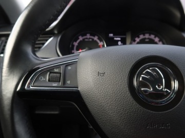 Skoda Octavia III Kombi Facelifting 1.5 TSI ACT 150KM 2019 Skoda Octavia 1.5 TSI, Salon Polska, zdjęcie 18