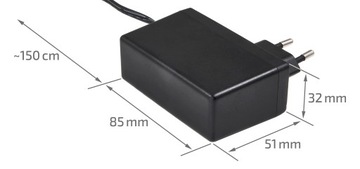 ZASILACZ WTYCZKOWY 12V 28W 2.33A DO TAŚM LED (UŻYWANY)
