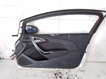 Opel Astra J GTC ДВЕРЬ ПЕРЕДНЯЯ ПРАВАЯ Z40R